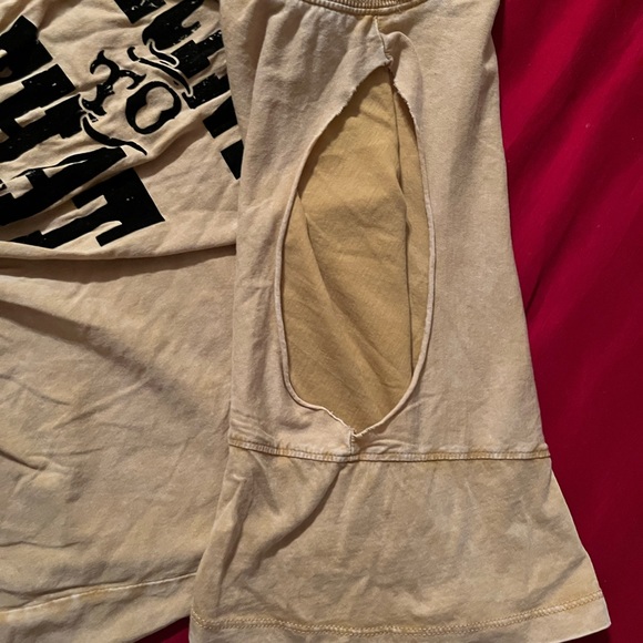 I’ll drink to that shirt - Picture 2 of 4